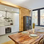 Spacious Apartement Center Of Paris Montmartre