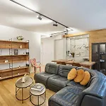 Spacious Apartement Center Of Paris Montmartre